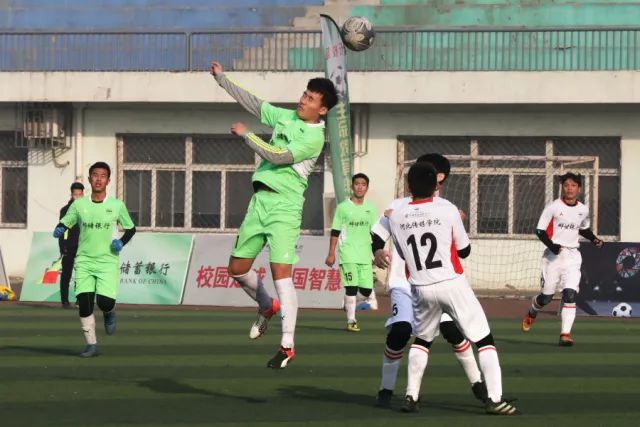 北青：国足要抢排名积分 对新加坡武磊首发可能性不大